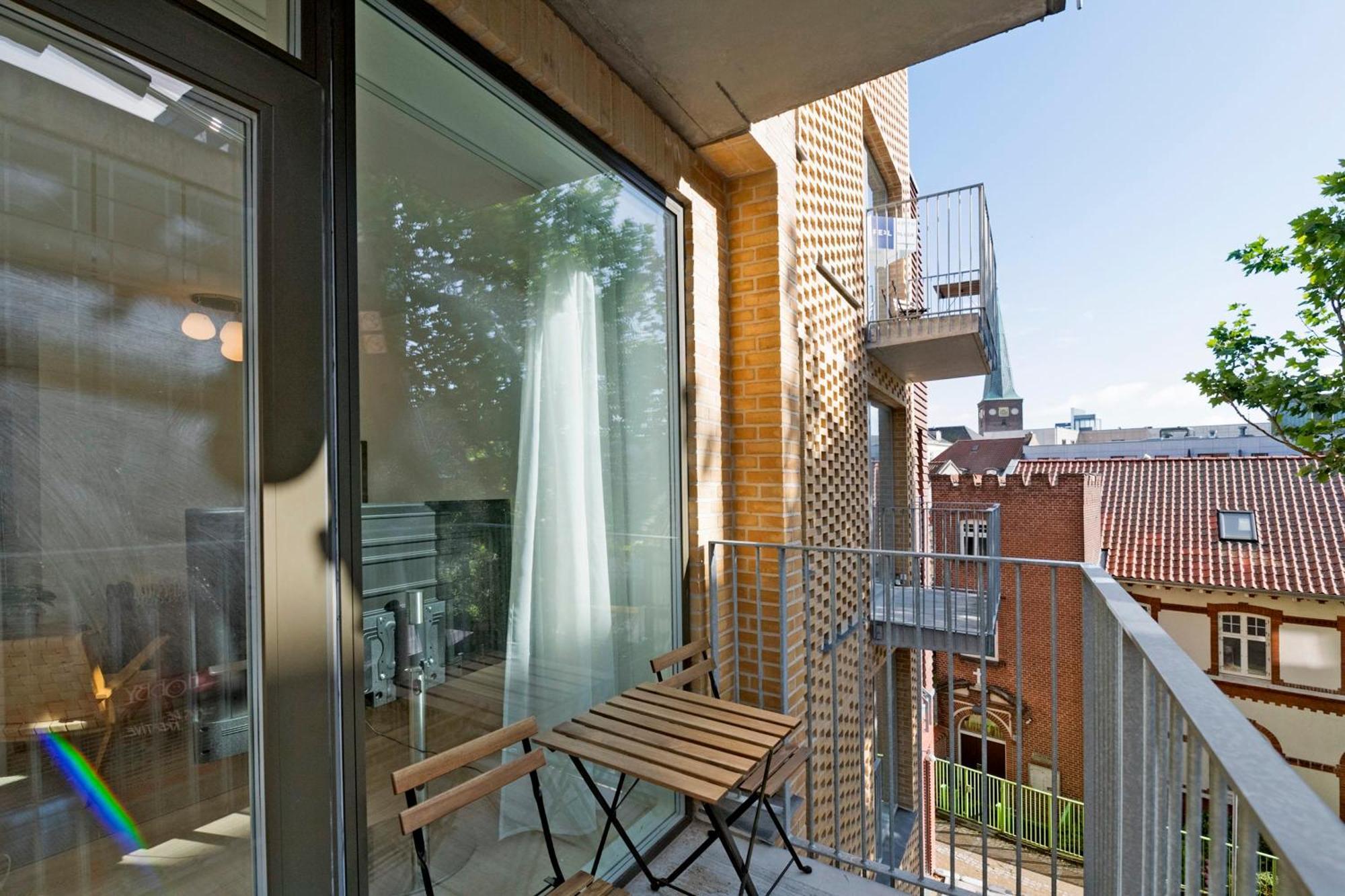 Inner City Grand Suite Århus Exterior foto